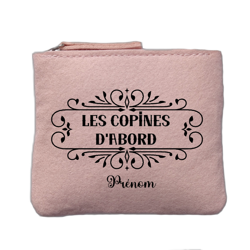 Porte monnaie personnalisé motif copine d'abord rose clair en feutrine en feutrine