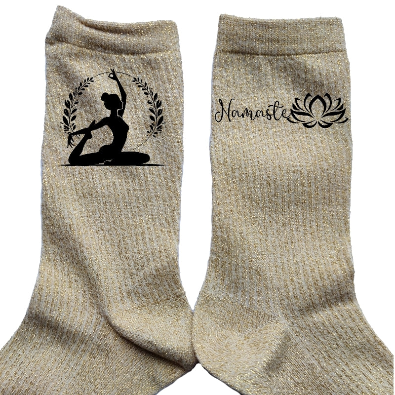 Chaussettes paillettes doré motif yoga namaste