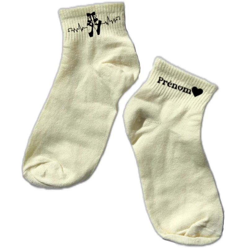 Chaussette courte personnalisée ballerine et danse disponible en blanc, rose, vert, jaune, violet et bleu