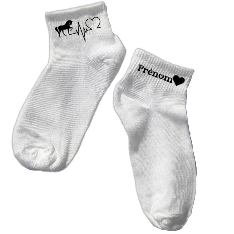 Chaussette courte personnalisée cheval equitation disponible en blanc, rose, vert, jaune, violet et bleu