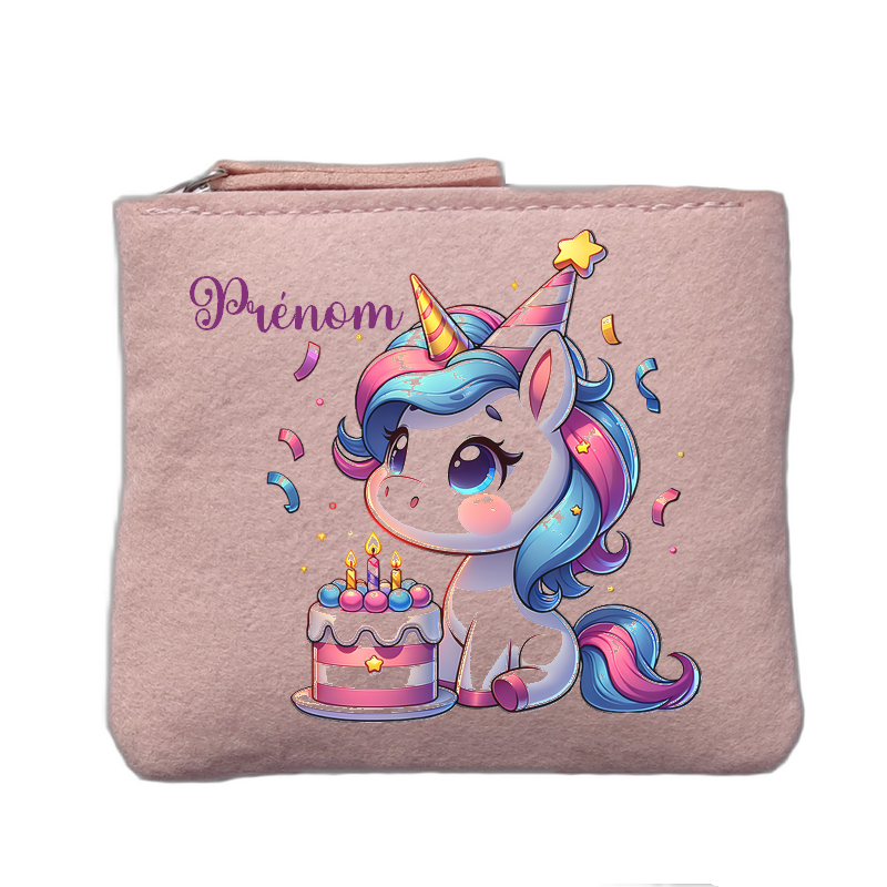 Porte monnaie personnalisé motif licorne anniversaire rose clair en feutrine en feutrine