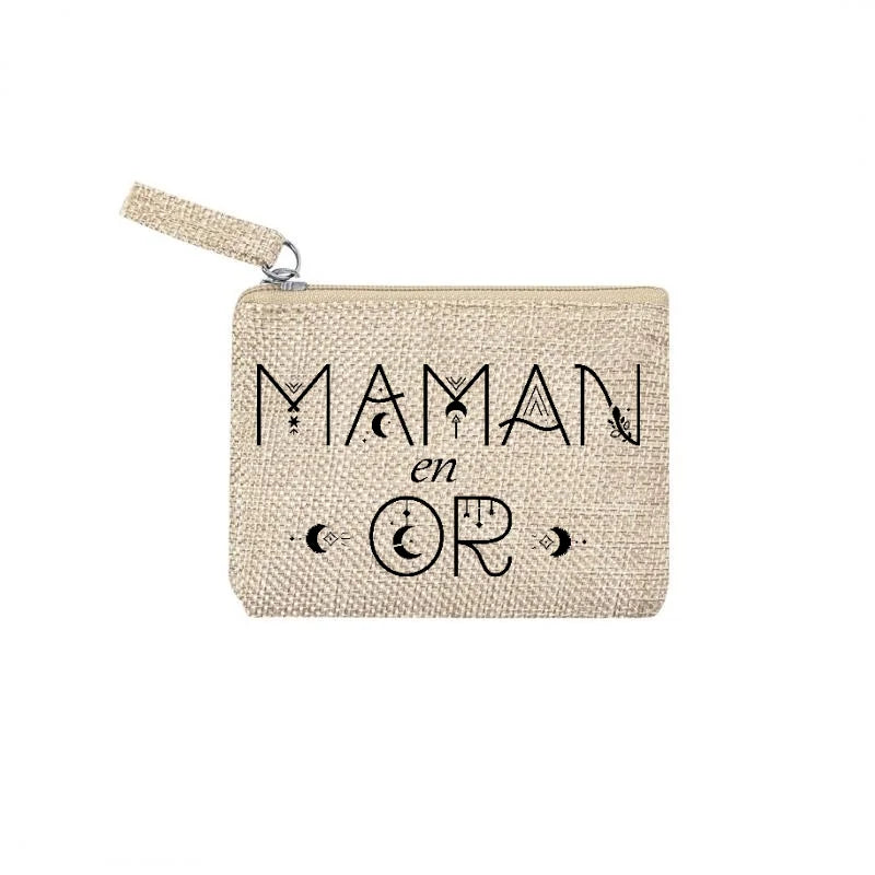 Chaussette courte personnalisée maman en or disponible en blanc, rose, vert, jaune, violet et bleu