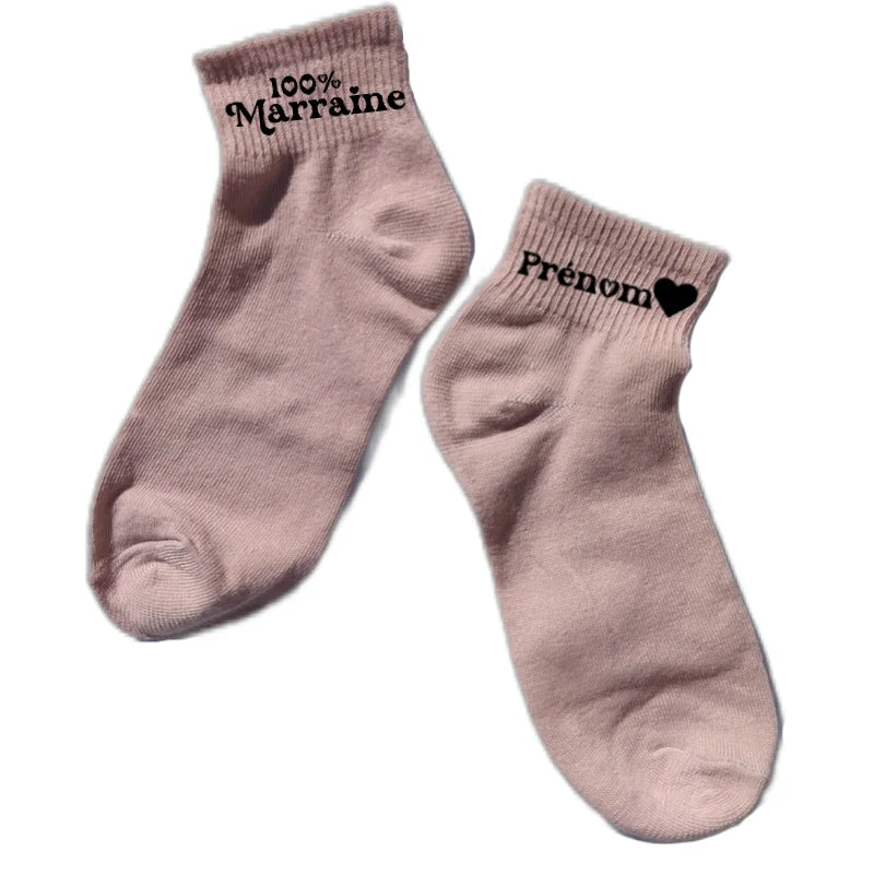 Chaussette courte personnalisée marraine 100% disponible en blanc, rose, vert, jaune, violet et bleu