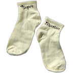 Chaussette courte personnalisée super nounou coeur disponible en blanc, rose, vert, jaune, violet et bleu