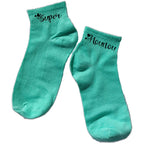 Chaussette courte personnalisée super nounou coeur disponible en blanc, rose, vert, jaune, violet et bleu