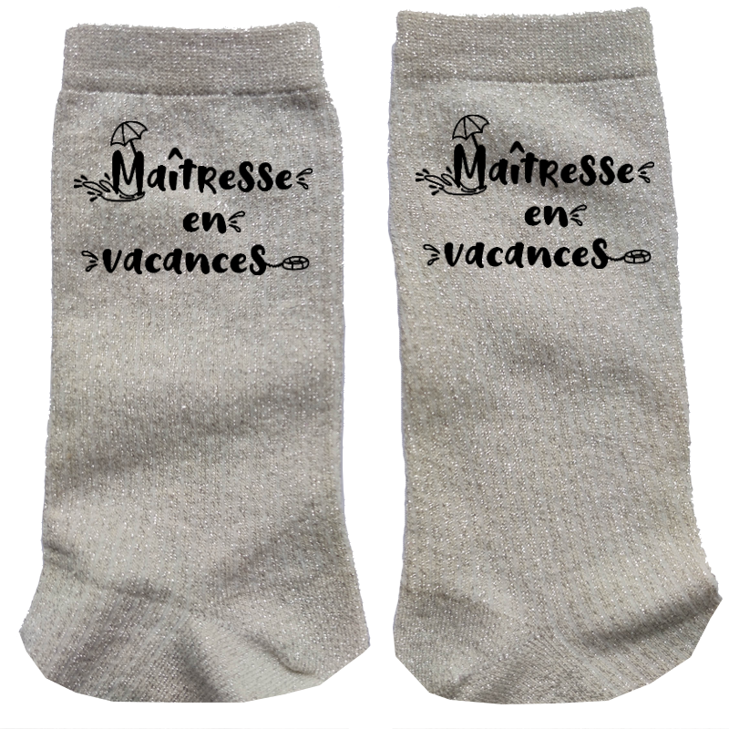 Chaussettes paillettes crème motif maîtresse en vacances