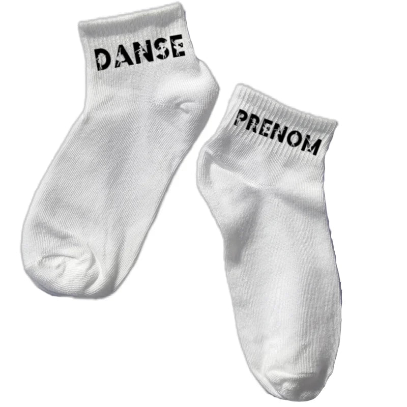 Chaussette courte personnalisée avec votre prénom danse disponible en blanc, rose, vert, jaune, violet et bleu