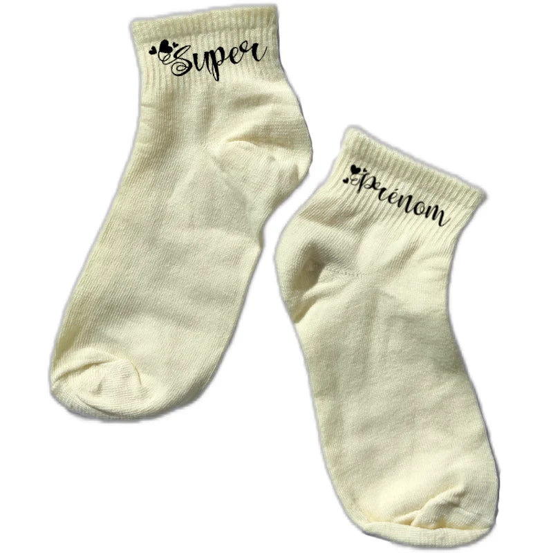Chaussette courte personnalisée avec votre prénom super disponible en blanc, rose, vert, jaune, violet et bleu