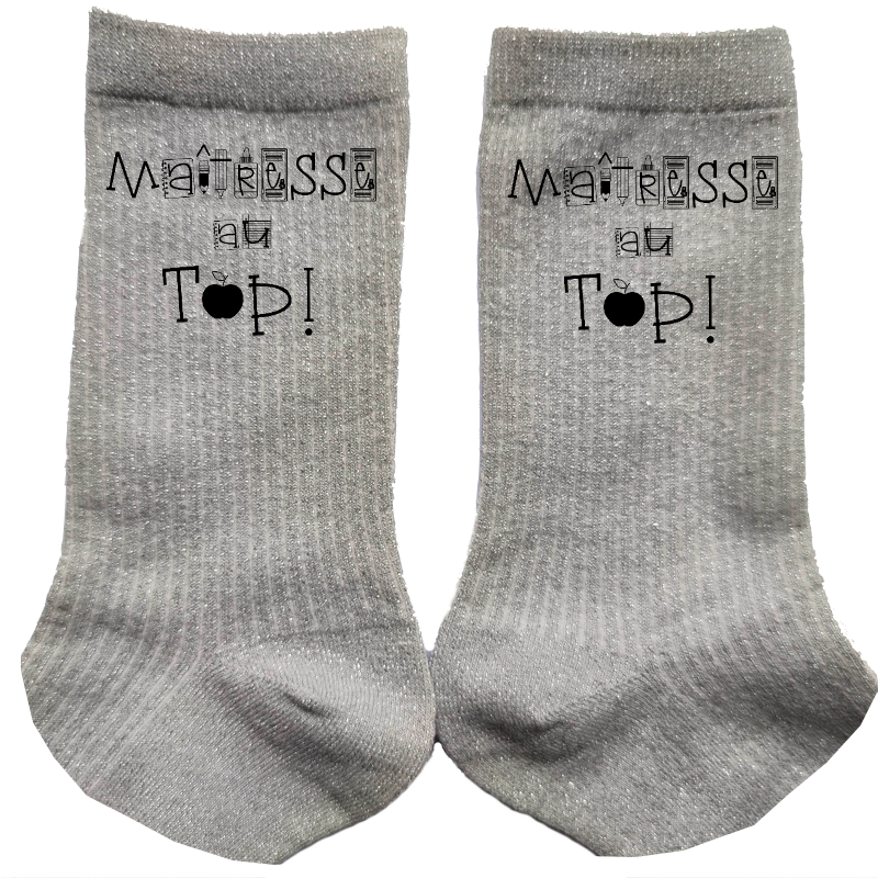Chaussettes paillettes argent motif maitresse au top