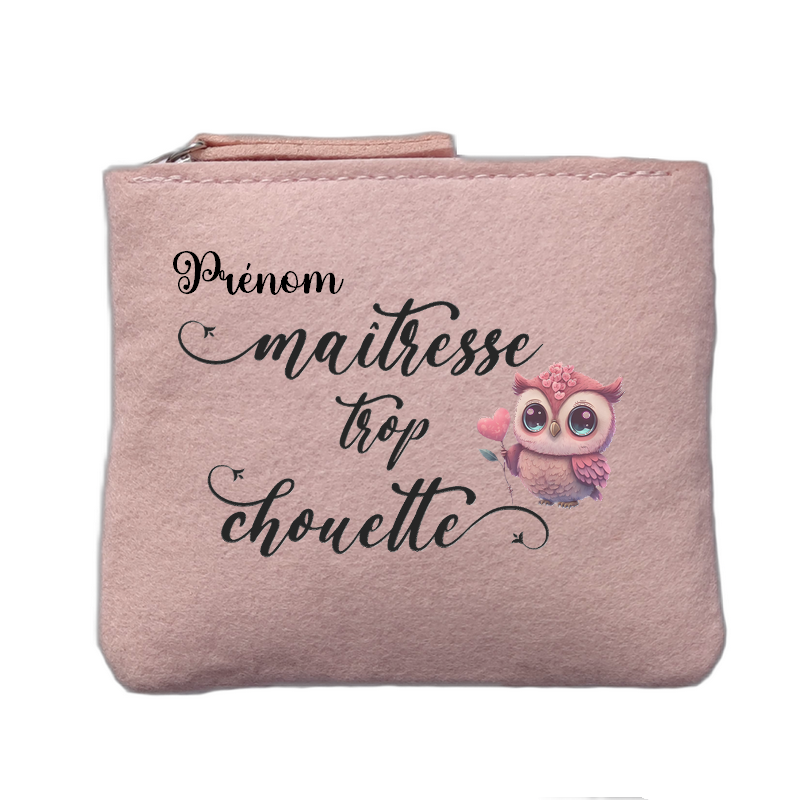 Porte monnaie personnalisé motif maitresse chouette rose clair en feutrine en feutrine